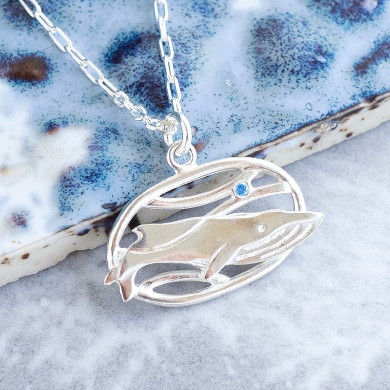 Traveling around the world in the Mediterranean [Fin Whale] original 925 sterling silver handmade necklace as a gift - Necklaces - Sterling Silver Silver