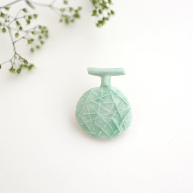 Melon pin brooch - 胸針 - 瓷 綠色