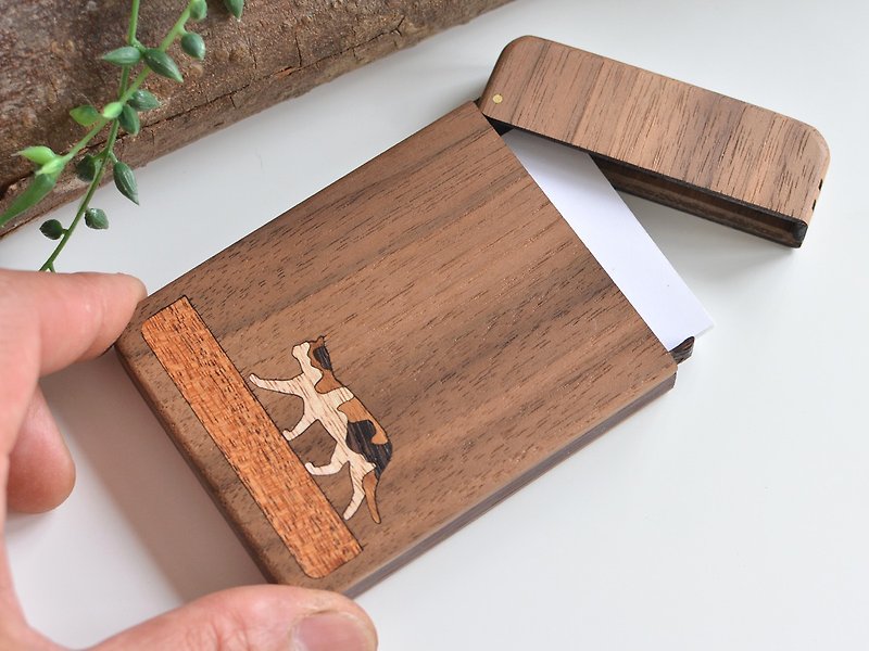 Wooden business card holder / walnut / Walking Calico Cat - 名刺入れ・カードケース - 木製 