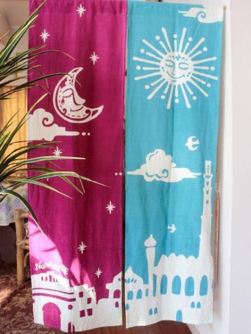 Bi-color Namaste NOREN Door Curtain - 置物 - その他の素材 