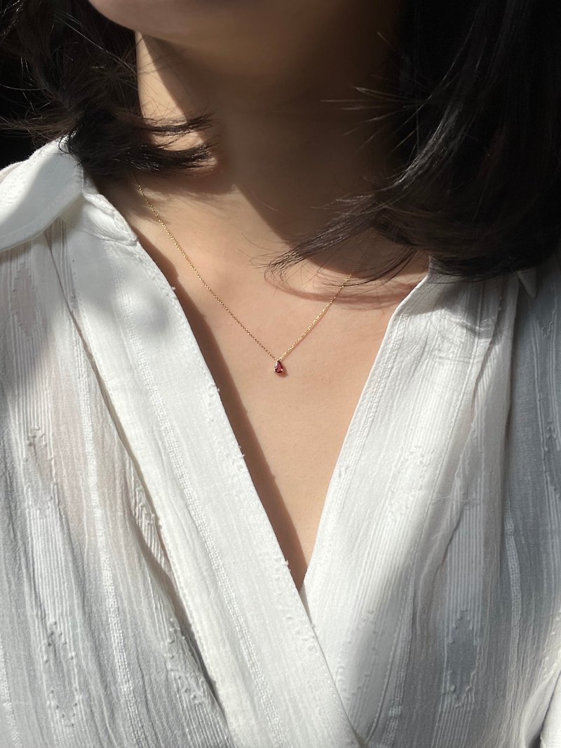 [Hua Rin a kari series] K18 ruby necklace - Necklaces - Precious Metals Gold