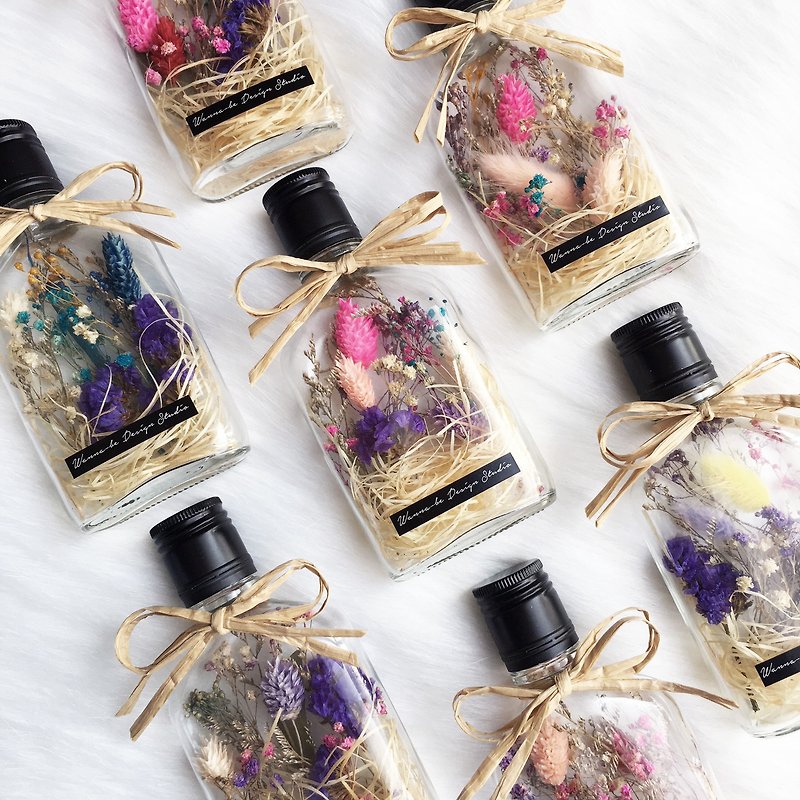 L section Wen Qing dry flower small bottle a graduation gift bouquet gift back birthday - Dried Flowers & Bouquets - Plants & Flowers Multicolor