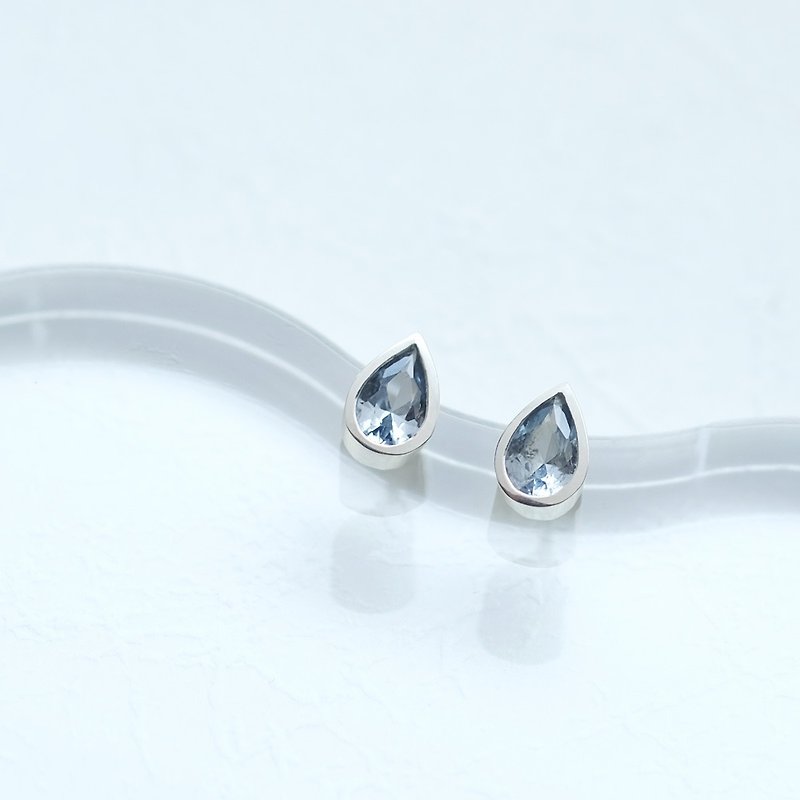 Aquamarine しずく ピアス イヤリング シルバー925 - 耳環/耳夾 - 其他金屬 藍色