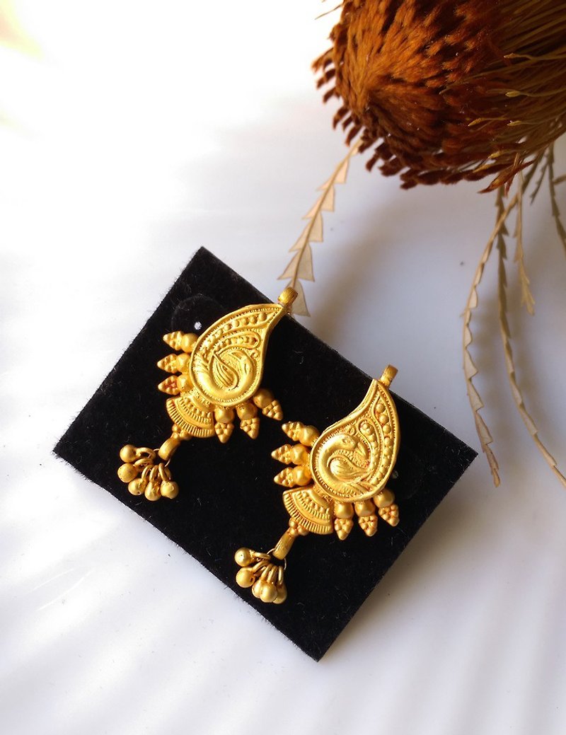 [Western Antique Jewelry / Old Age] 1980's Persian Phoenix Pin Earrings - ต่างหู - โลหะ สีทอง