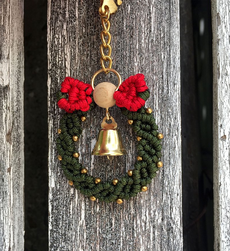 Christmas wreath-key ring - เข็มกลัด - ไฟเบอร์อื่นๆ สีเขียว