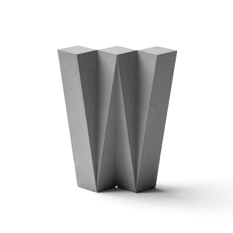 コンクリートアルファベットシリーズ (W) - 置物 - コンクリート グレー