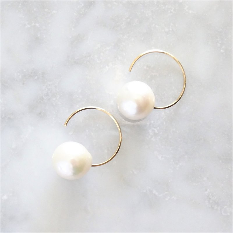 14kgf*AAA Big round pearl hook pierced earring - Other - Gemstone White