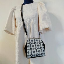 シータ様♡お纏めリクエスト※刺繍のふんわり軽量ショルダーバッグ♡など lyre ライル バッグ ショルダーバッグ G2248 通販 ショルダー