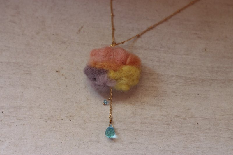 Natural plant dyed colorful cloud necklace, with Czech crystal water droplets, Swarovski crystals are currently in stock and can be directly subscripted - สร้อยคอ - พืช/ดอกไม้ หลากหลายสี