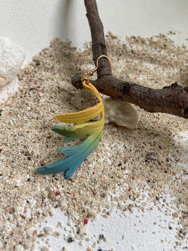 森系 植物軟陶耳環/耳夾 - 耳環/耳夾/耳骨夾 - 其他材質 