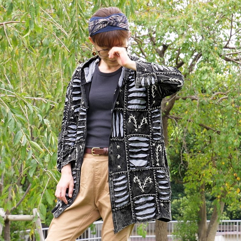 ダメージ加工・星と蔦モチーフ刺繍・ドロップショルダー・とんがりフード・ZIPパーカージャケット・ブラック - 女大衣/外套 - 棉．麻 