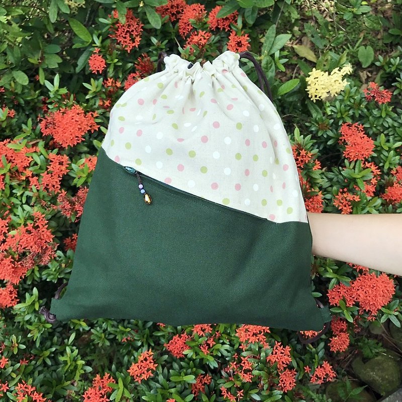 Cute drawstring backpack - กระเป๋าหูรูด - ผ้าฝ้าย/ผ้าลินิน สีเขียว