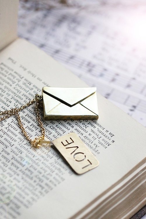 linenjewelry Envelop with Love Necklace by linen.