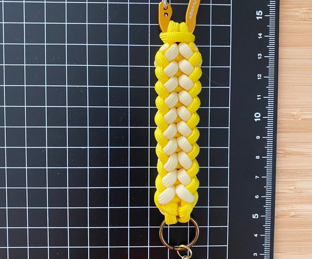 パラコード バナナ キーホルダー キーリング - ショップ ユーカリの実