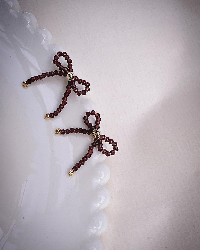 C&W natural purple Stone hand-wound cute bow s925 earrings - ต่างหู - หยก สีทอง