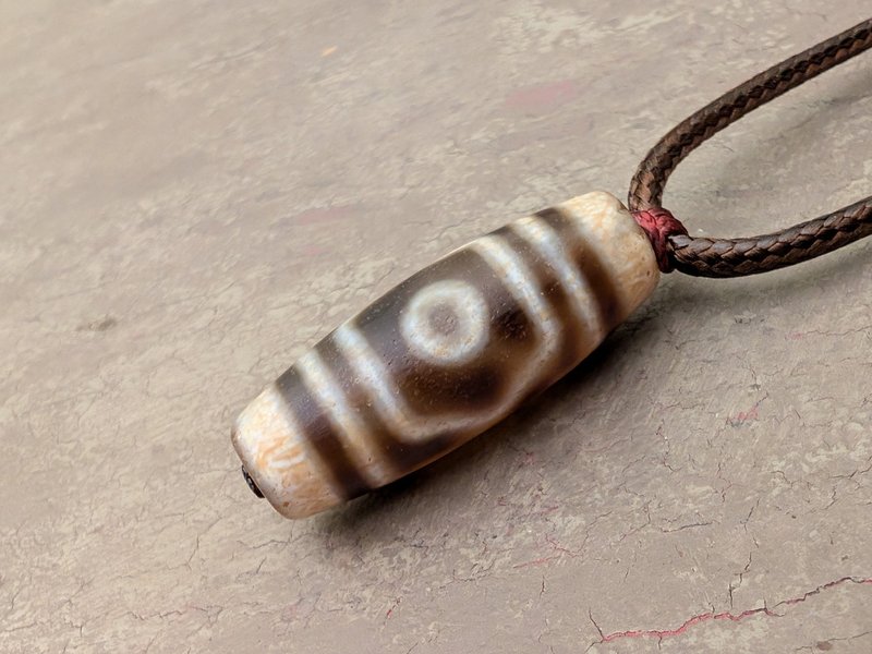 3 eye dzi bead pendant necklace natural genuine vintage Tibetan agate amulet tal - Necklaces - Gemstone 