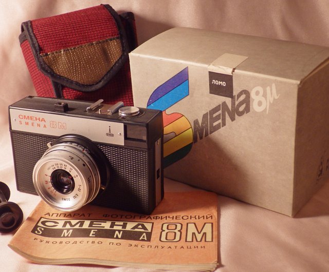 LOMO SMENA-8M 35mm フィルムカメラ 40mm f4 T-43 レンズ ロシア コダック LOMOGRAPHY 箱入り - ショップ  geokubanoid カメラ - Pinkoi