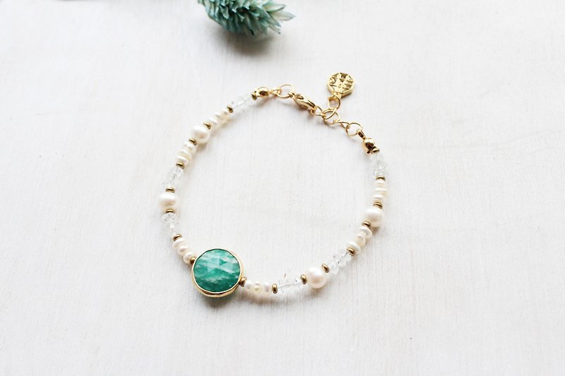 Elegant lady | Tianhe stone pearl design bracelet - Bracelets - Gemstone Green