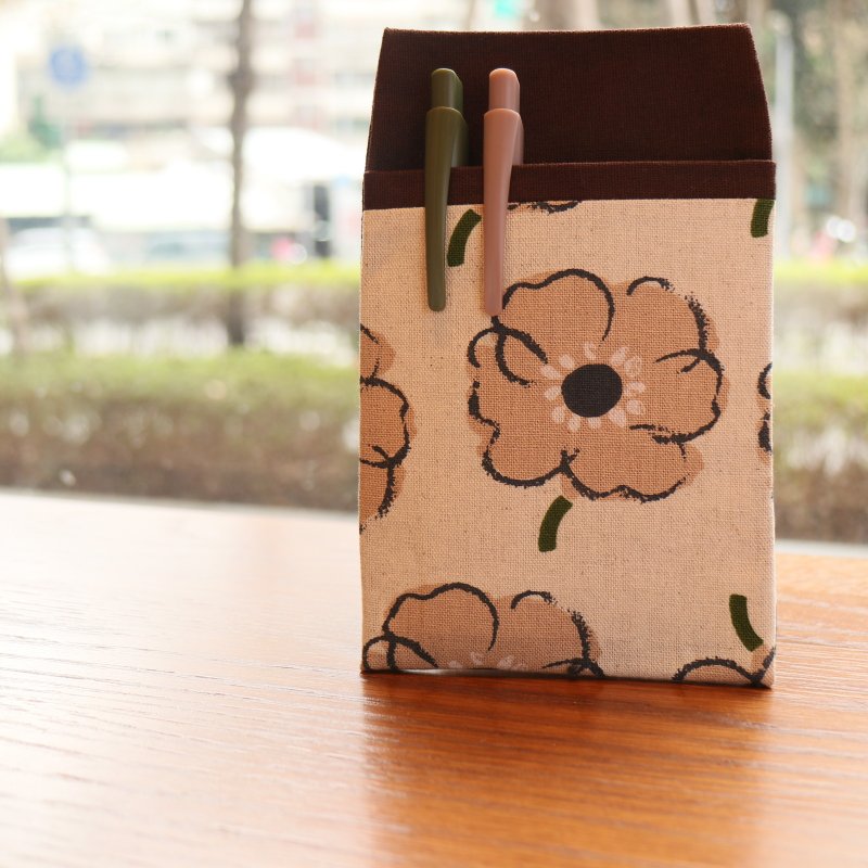 小花 口袋型筆袋 護理師筆袋 醫師筆袋 老師筆袋 耶誕節 - 鉛筆盒/筆袋 - 棉．麻 