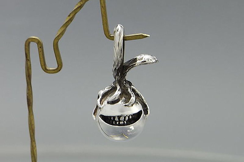 smile seed_P (owaraigusa) (s_m-P.23) only pendant top without a chain 沒有銀鍊  吊墜上衣 - สร้อยคอ - เงินแท้ สีเงิน