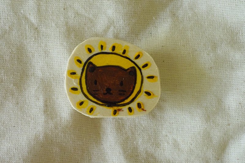 Sun Cat Handmade Wooden Pin - Brooches - Wood Yellow