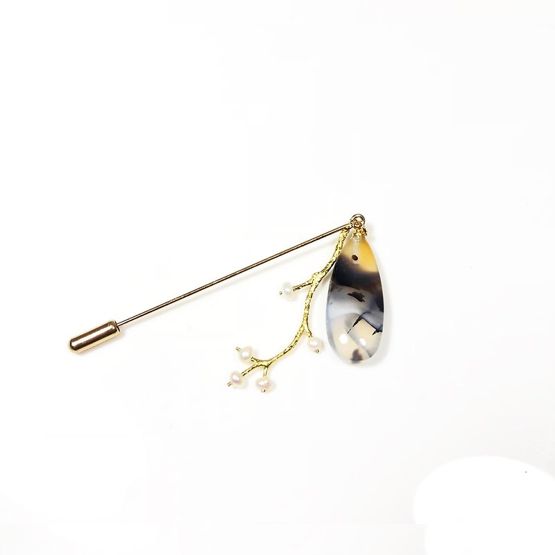 Elegant Japanese Style Pearl& Agate Brooch【Valentines Day Gift】【agate】【pearls】 - เข็มกลัด - เครื่องเพชรพลอย สีทอง