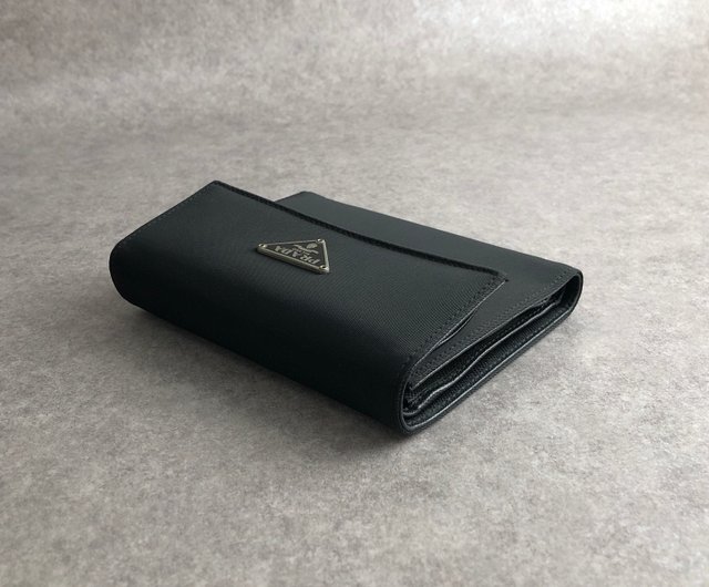 日本直送 名牌中古包 】PRADA プラダ 財布 ブラック トライアングル