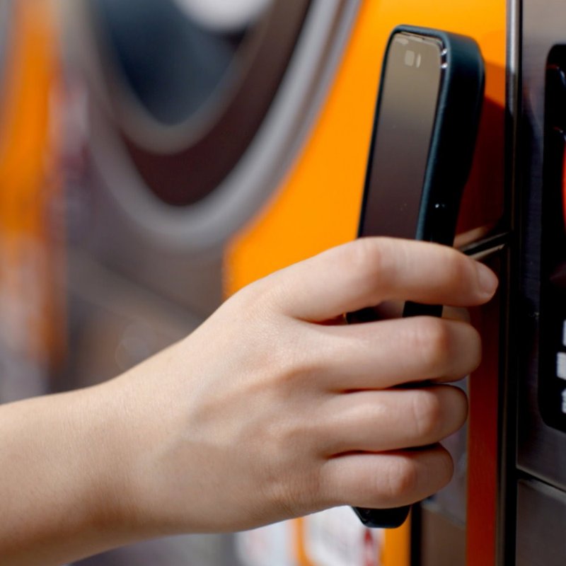 LINKASE 悠遊卡官方認證悠遊嗶嗶殼 矽膠款 iPhone12/13/14全系列 - 手機殼/手機套 - 矽膠 黑色