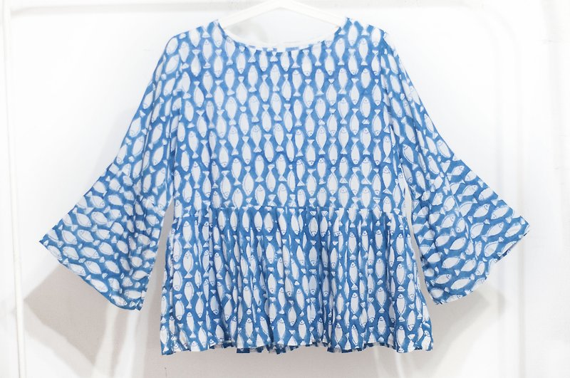 Woodcut Printed Cotton Top / Indian Cotton Top / Blockprint Wide Puff Sleeve Top - Ocean Fish - เสื้อผู้หญิง - ผ้าฝ้าย/ผ้าลินิน สีน้ำเงิน