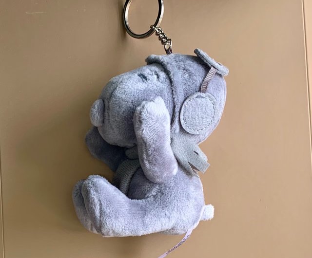 スヌーピーの人気キーホルダーチャーム ギフトやセルフユースにも