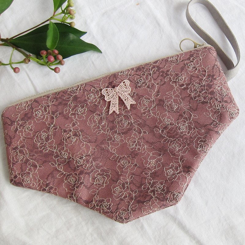 Embroidered  rose  clutch bag ,  clutch purse with wrist strap ,bags - Clutch Bags - Other Man-Made Fibers 