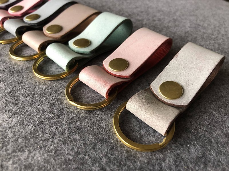 【Noname】 Bronze key ring/ Graduation gift/ Wedding gift/ Christmas gift - Keychains - Genuine Leather 