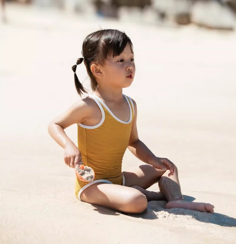 Children's one-piece swimsuit with hot spring resort style - ชุด/อุปกรณ์ว่ายน้ำ - วัสดุอื่นๆ สีเหลือง