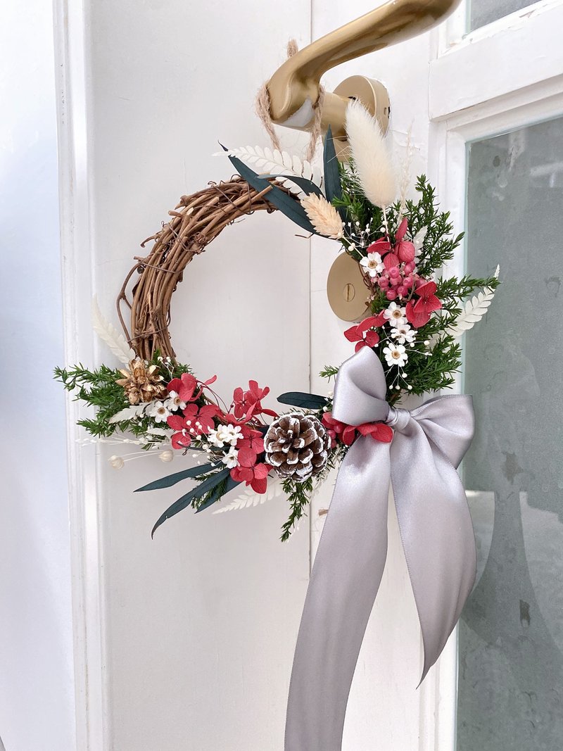 材料包/成品 直徑15公分日系銀色經典花圈 花材包 成品 三款 - 壁貼/牆壁裝飾 - 植物．花 銀色