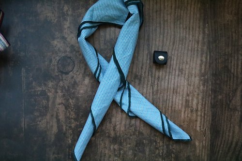 小可愛和小領帶 浅绿色格子领巾百变造型秋冬丝巾小方巾