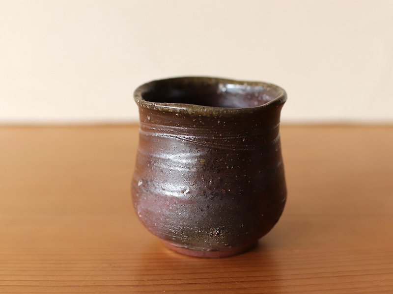 Bizen ware cup only (middle) [Rokurome] y2-024 - ถ้วย - ดินเผา สีนำ้ตาล