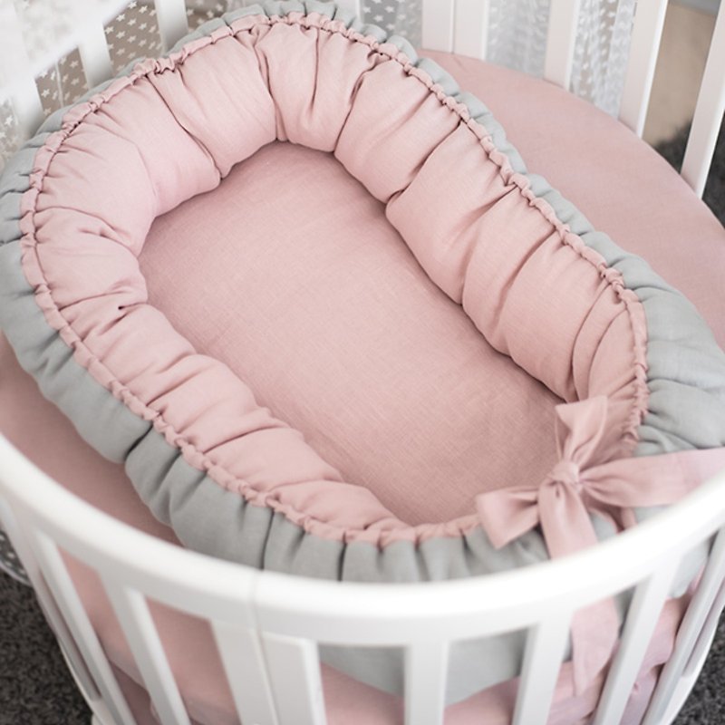 LINEN Pink Grey baby nest - double sided nest for baby sleeping bed - 嬰兒床/床圍/寢具 - 亞麻 粉紅色