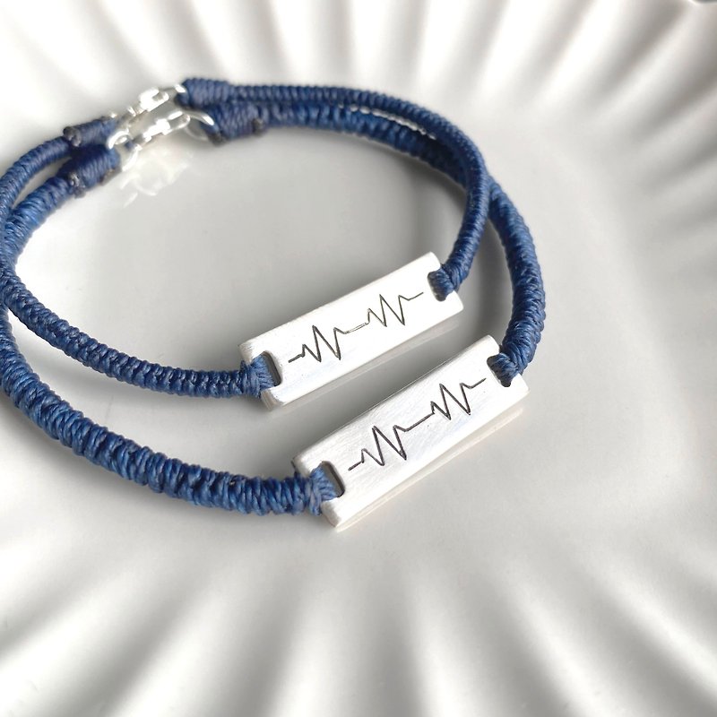Customized gift with the same heartbeat - engraved sterling Wax thread braided bracelet - สร้อยข้อมือ - เงินแท้ หลากหลายสี