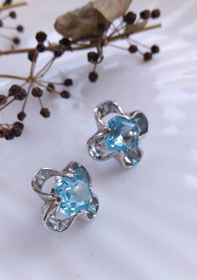 Western antique ornaments. Park Lane Qin blue clear silver clip earrings - ต่างหู - โลหะ สีเงิน