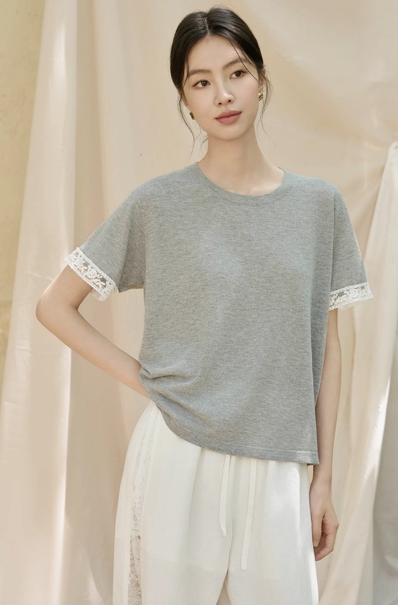 新中式極簡 針織工藝後背透感 蕾絲拼接短袖T恤 - 女 T 恤 - 其他材質 多色