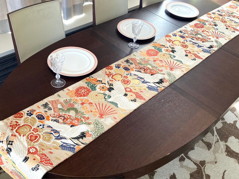 Japanese style silk table runner - Place Mats & Dining Décor - Silk Multicolor