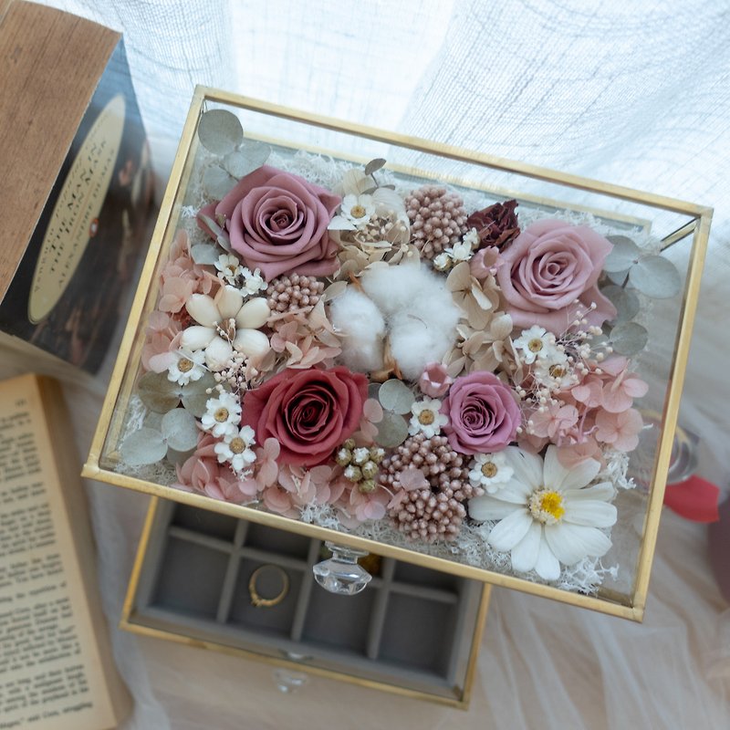 [customized] three-layer drawer jewelry box immortal flower/flannel pad/glass box/practical - ช่อดอกไม้แห้ง - แก้ว สีแดง