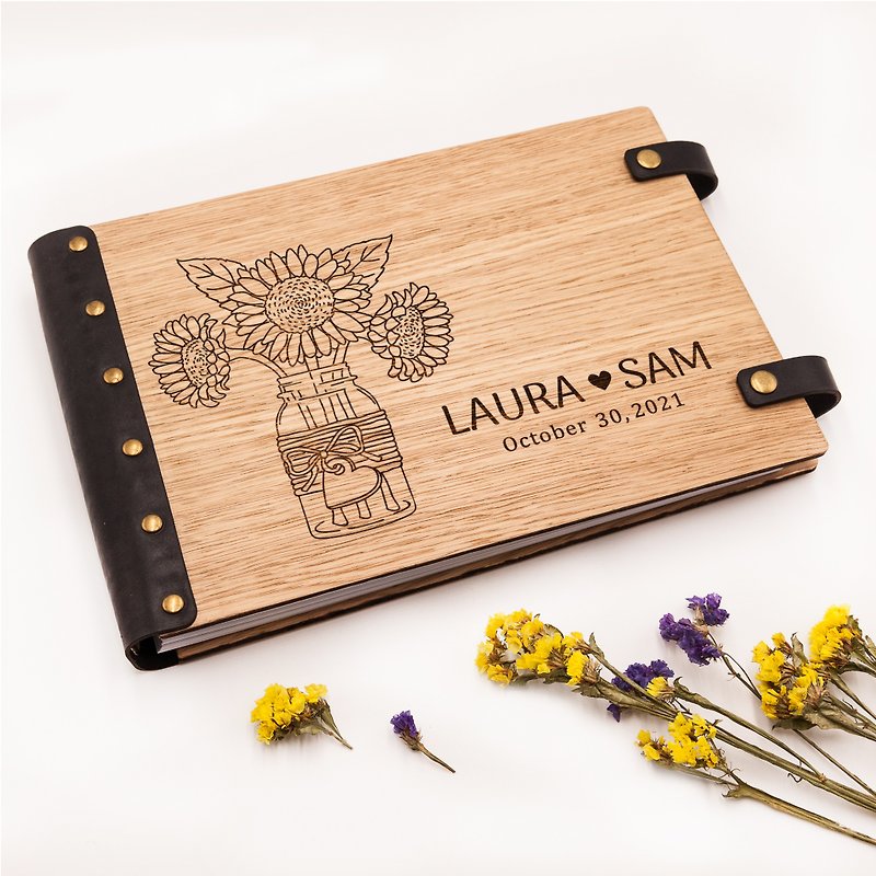Wooden photo album sunflower, Personalized wedding 1th 5th 50th anniversaly gift - 相簿/相册 - 木頭 