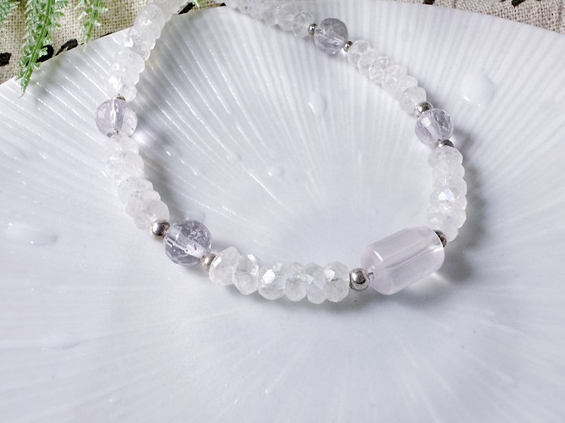 MH Sterling Silver Natural Stone_Melting Snow_Moonstone - Bracelets - Semi-Precious Stones White