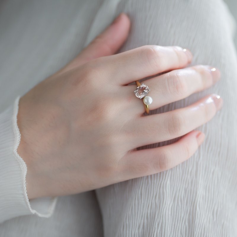 Natural Stone Japanese Seawater Pearl 18K Ring Colored Gemstone Pearl Ring