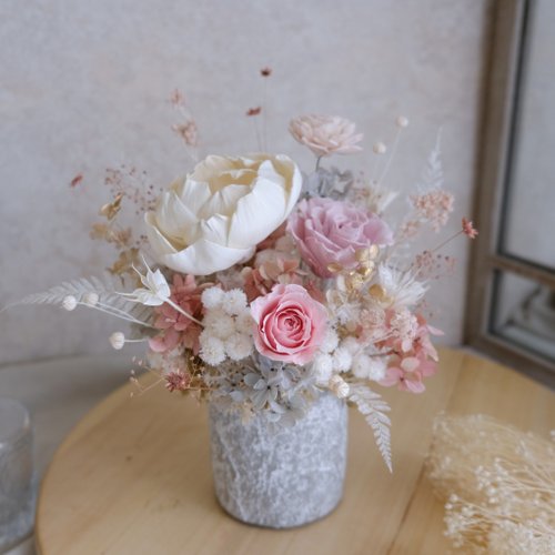 花敢森活不凋花、 永生花、乾燥花、人造花設計 【永生花盆花】永生花/居家裝飾/開幕/新居/賀禮/送禮/甜美夢幻款
