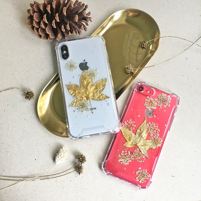 Golden Maple - pressed flower phone case