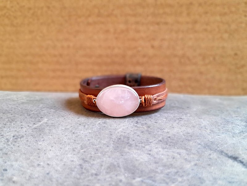 Natural Rose Quartz Leather Bracelet, Sterling Silver Gemstone Cuff, Woman Gift - สร้อยข้อมือ - เครื่องเพชรพลอย สึชมพู