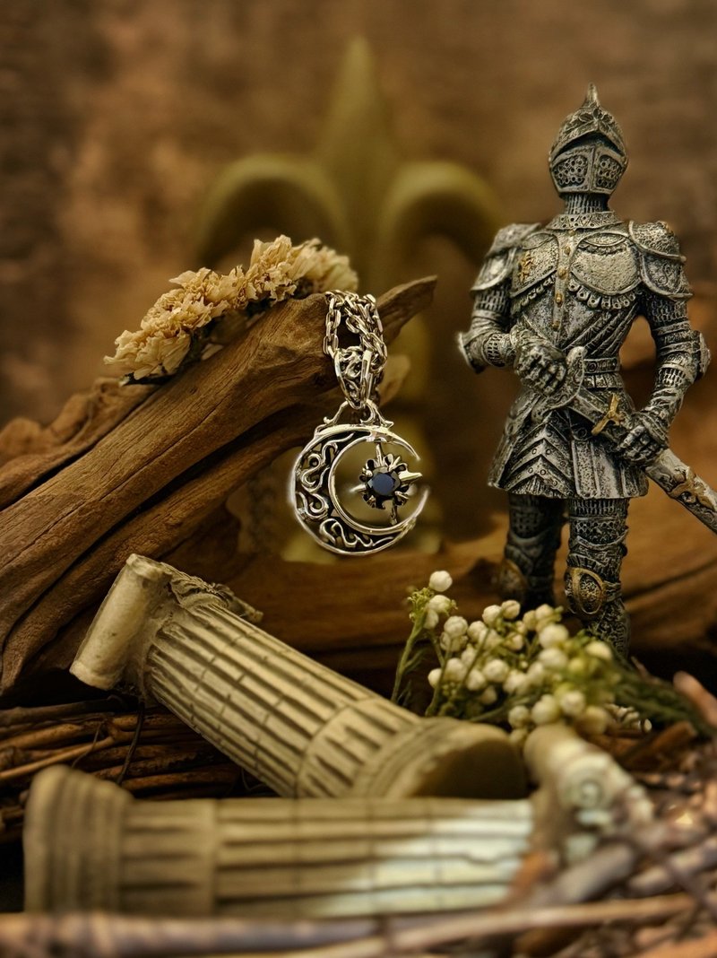 【巴洛克系列】月  墜飾 吊墜925純銀(不含鍊) - 項鍊 - 純銀 銀色