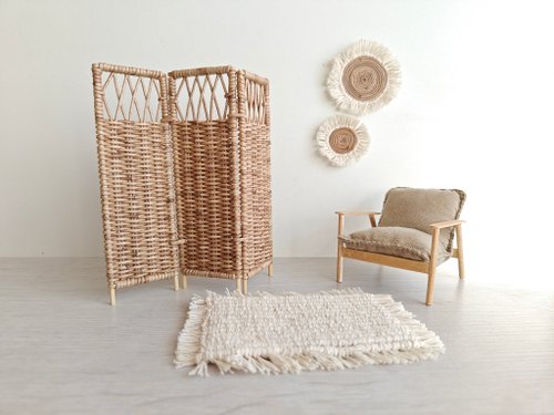 VictoryWickerDecor 1:12 dollhouse wicker divider screen handmade